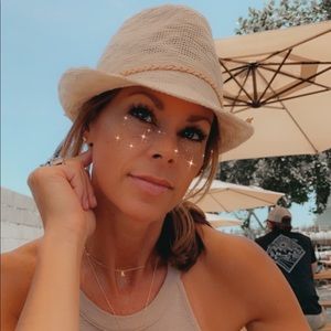 Meet your Posher, Kami